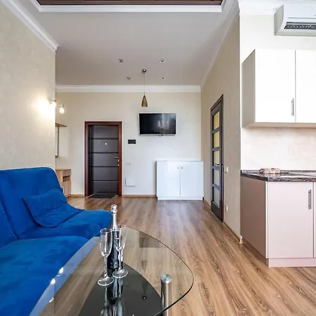 в аркадийском дворце Odesa