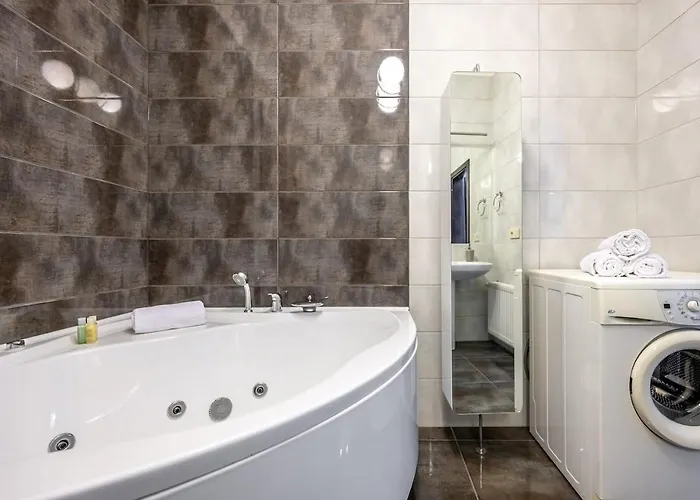 в аркадийском дворце *